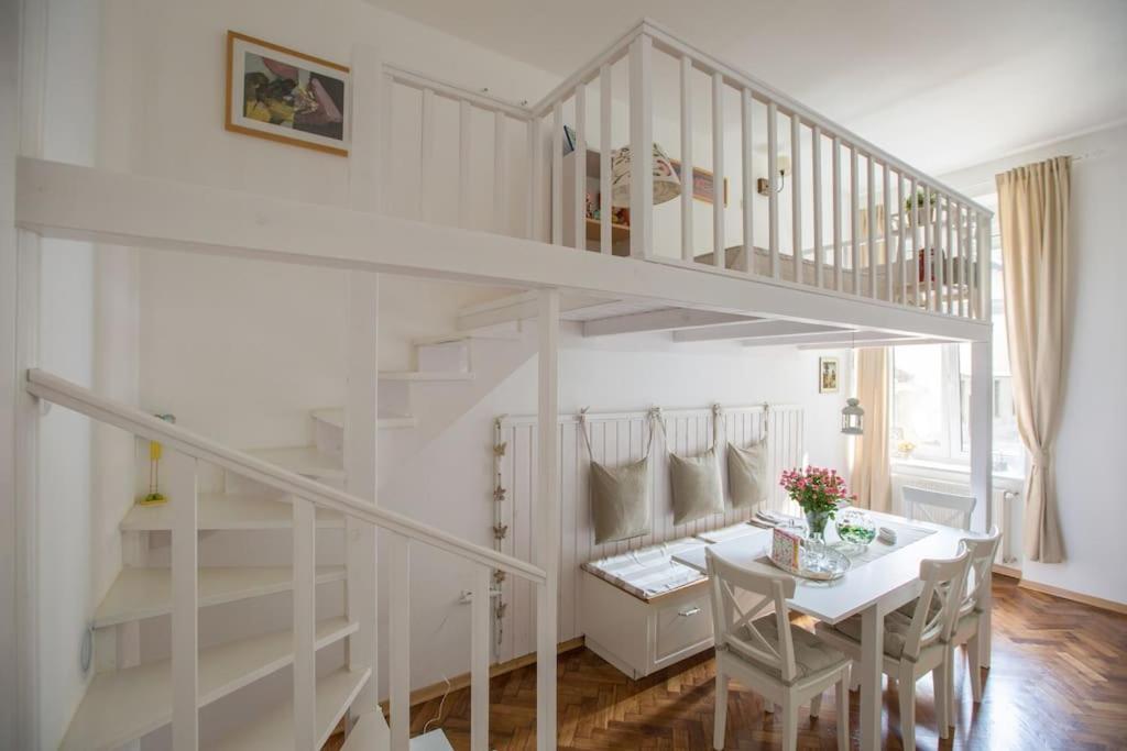 Apartment ✯genius Apartment✯fullyequipped✯parking Zagreb